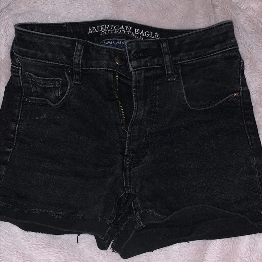 AE distressed mid-rise shorts